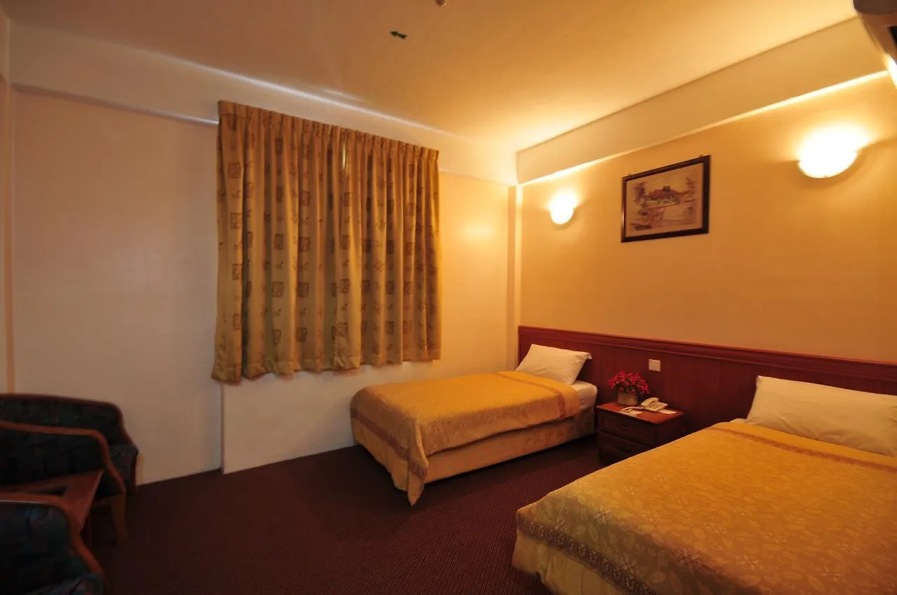 Selectstar Hotel Malacca 2*,